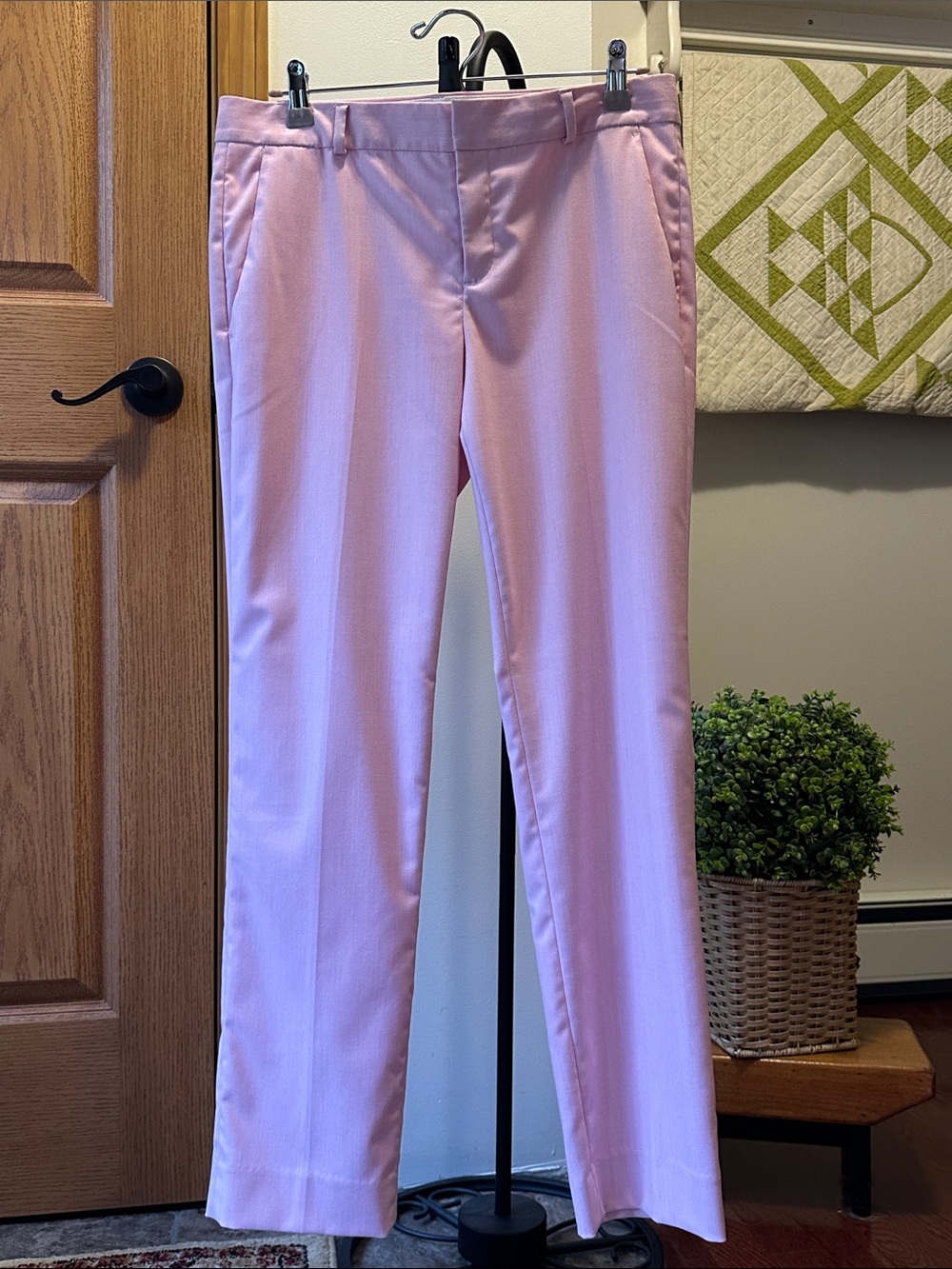 Banana Republic Pink Ryan fit Women’s Dress Pants size 6